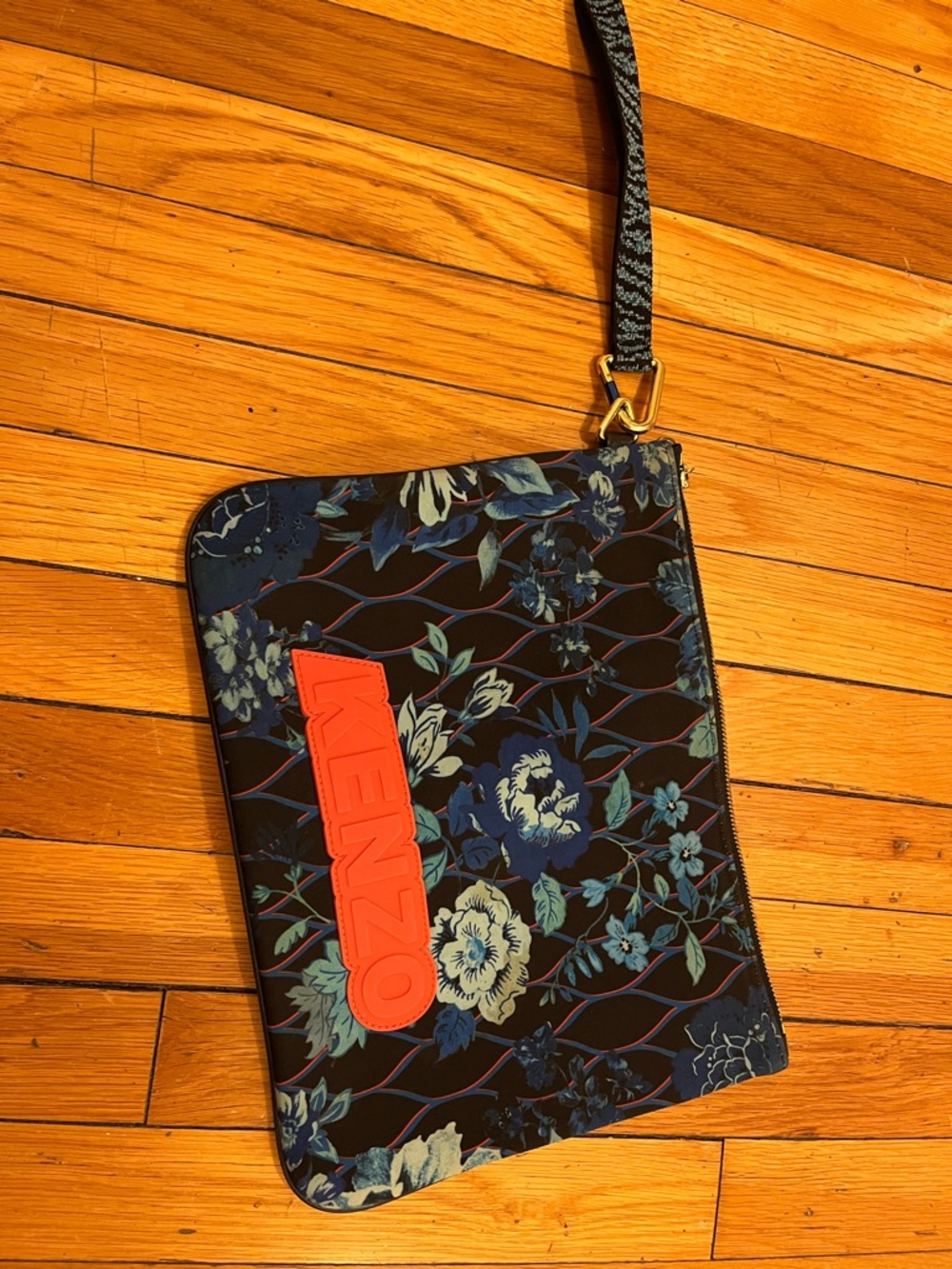 Kenzo + H&M collab Navy Floral Zip Wristlet with Coral Logo